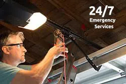 Kissimmee Garage Door And Opener Kissimmee, FL 407-440-0834 - emergency-side